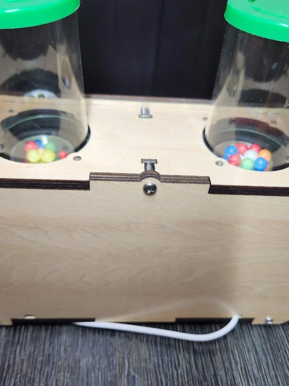 KiwiCo. Kiwi Co. Kinetic Light-up Bluetooth Speaker Science STEM Circuits USB Sp